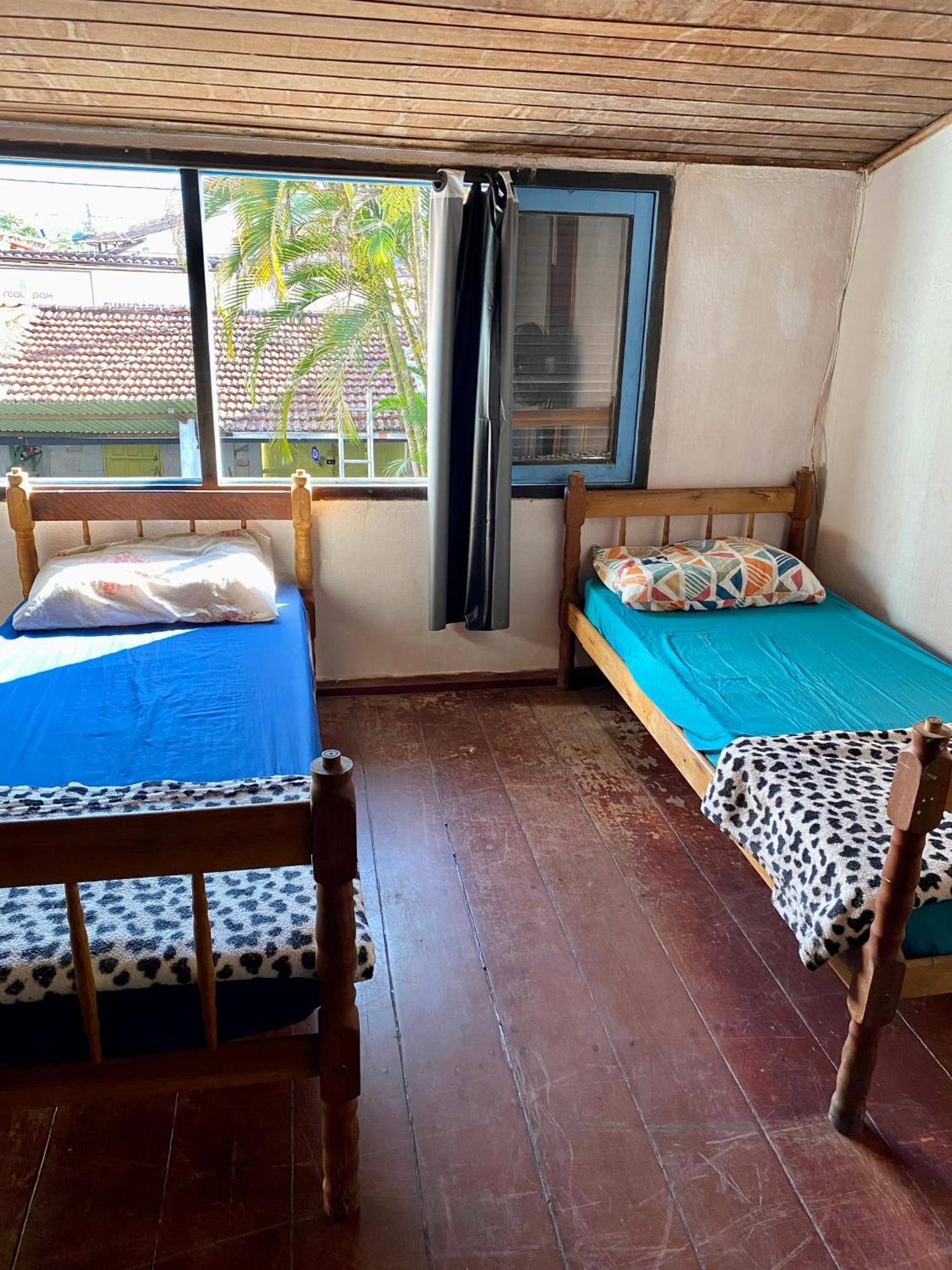 Casa Lee Hostel Araquari Eksteriør bilde